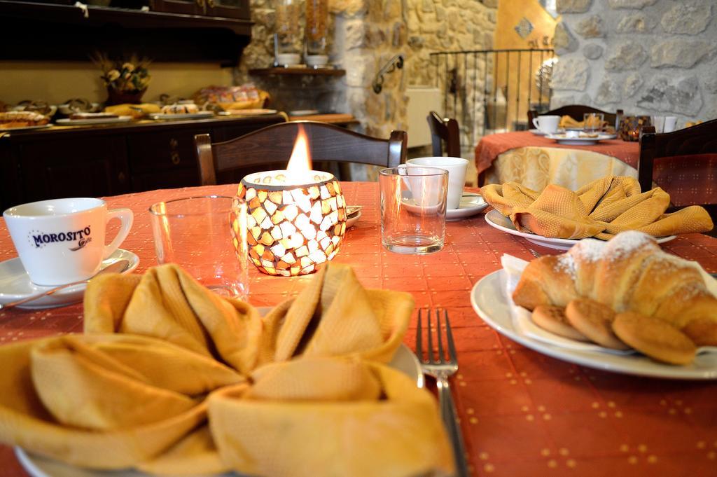 Il Castello Bed & Breakfast Petralia Sottana Luaran gambar