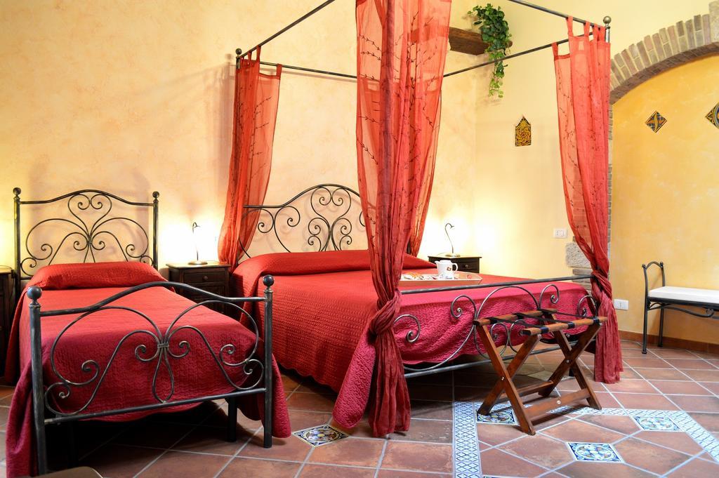 Il Castello Bed & Breakfast Petralia Sottana Luaran gambar