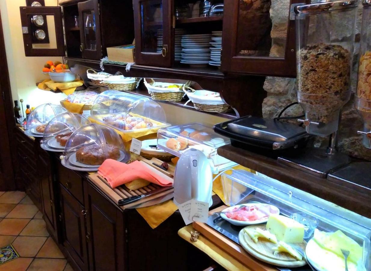 Il Castello Bed & Breakfast Petralia Sottana Luaran gambar